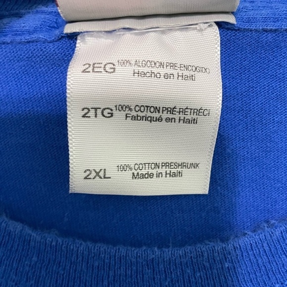 Philadelphia Phillies tee shirt size 2XL unique shirt and super comfortable - Picture 7 of 8